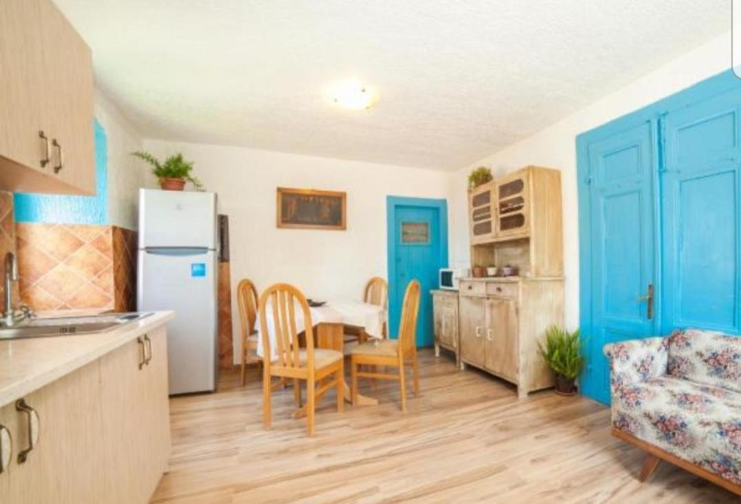 Holiday Home Bogumila Risan Ngoại thất bức ảnh